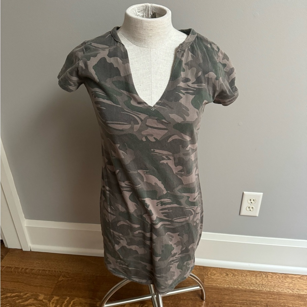 Blush Boutique  Camo T-shirt dress- Size small